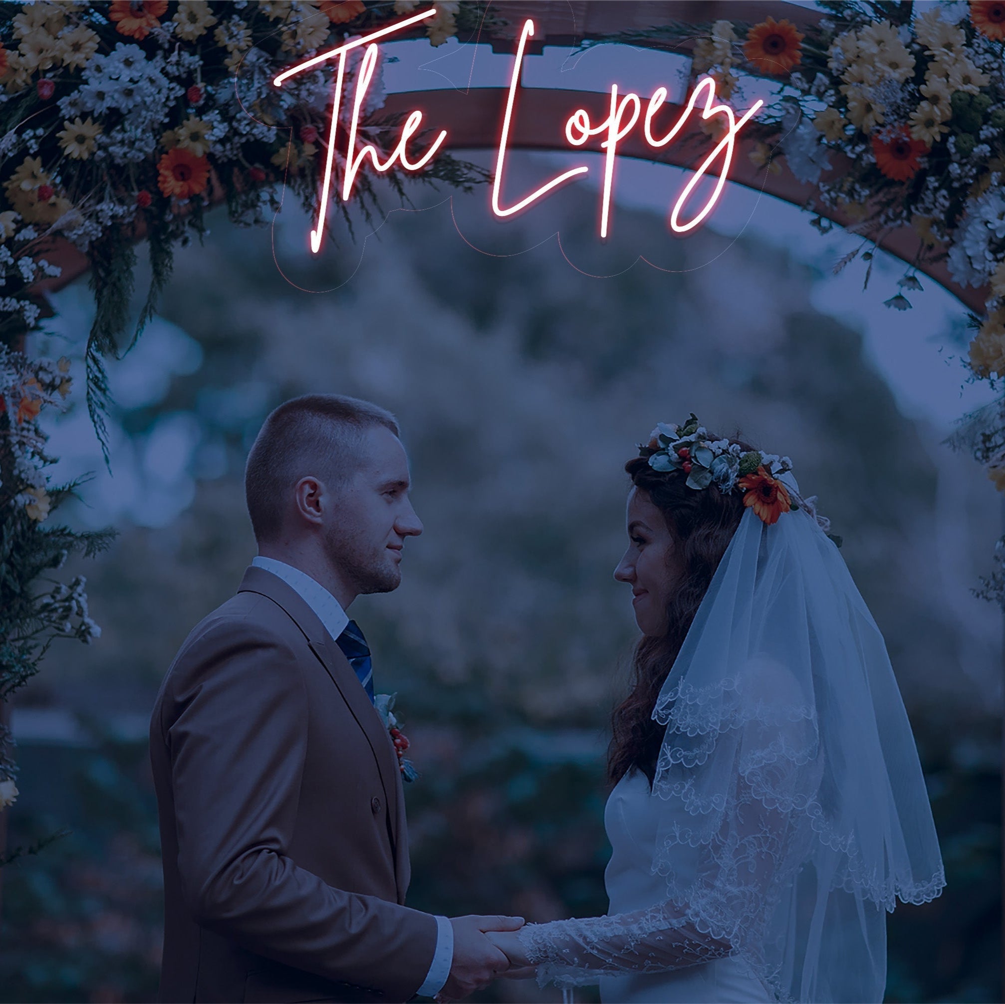 The Lopez - LED Neon Family Name Wedding Sign