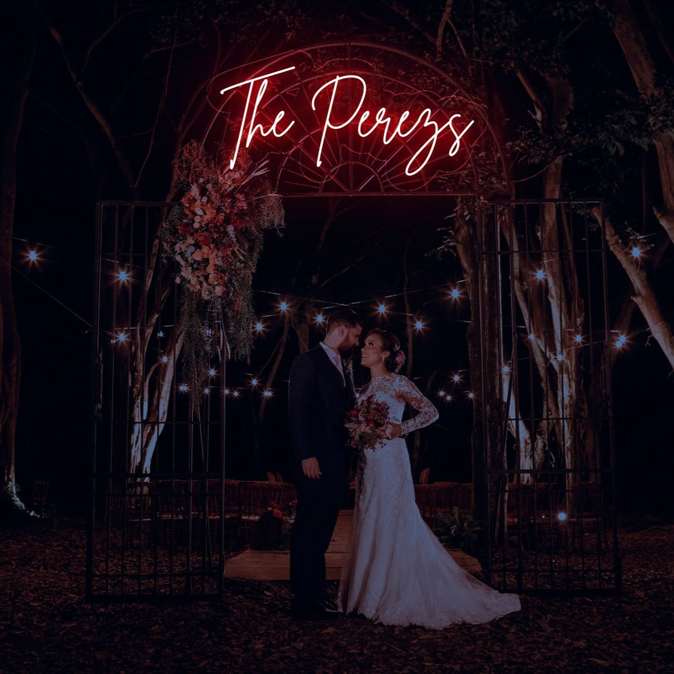 The Perezs - LED Neon Family Name Wedding Sign